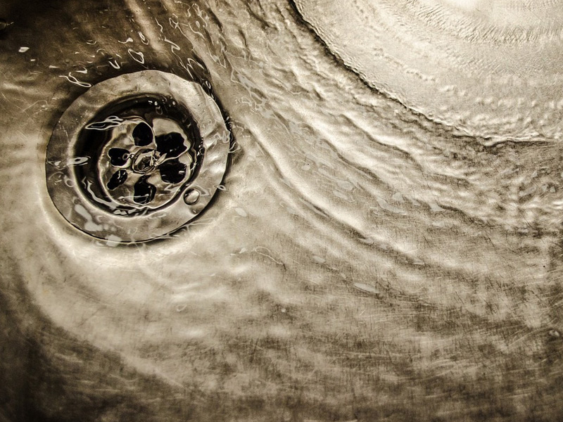 Are Blocked Drains Your Landlord's Responsibility? 